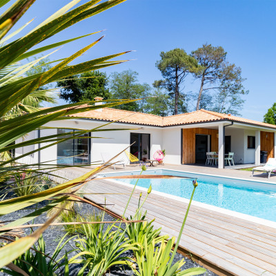 Maison avec piscine : construction de la piscine et entretien