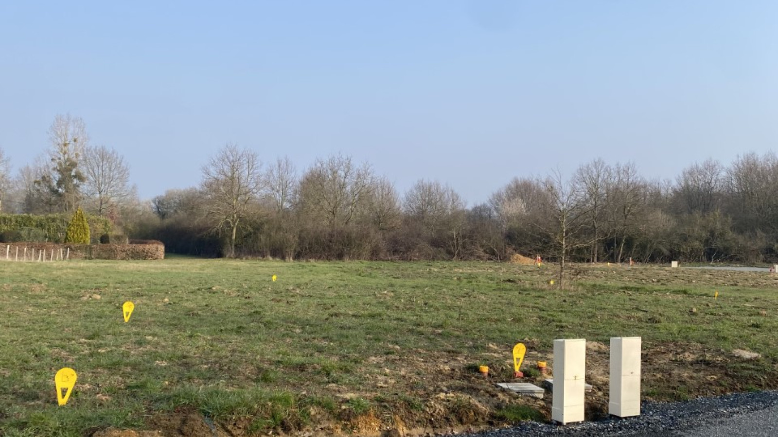 Terrain constructible de 349m2 à Le Lion-d'Angers