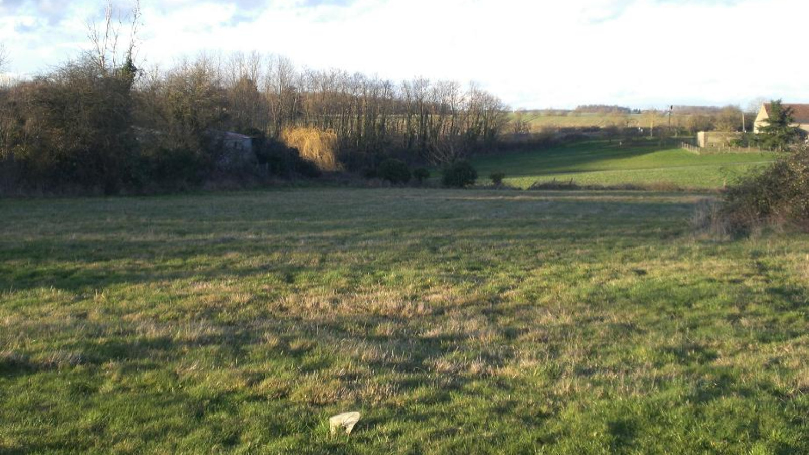 Terrain constructible de 603m2 à Cinq-Mars-la-Pile